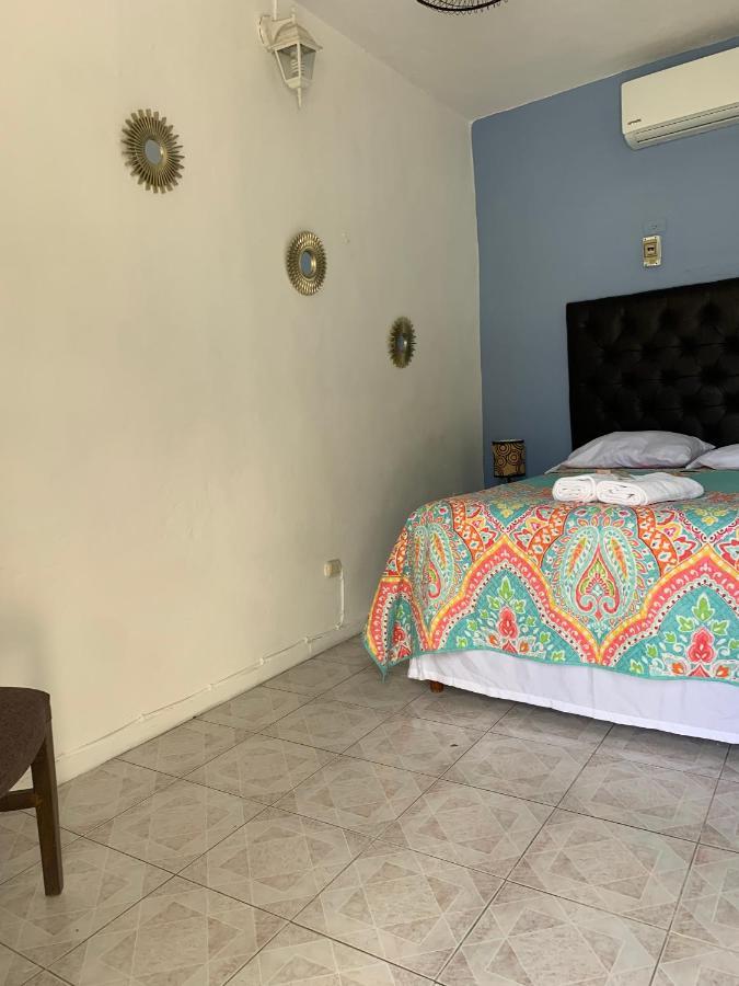 Hôtel Casa Centro 70 à Mérida Extérieur photo